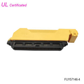 Connecteur de 64 Pin Female Centronic IDC avec le matériel et le capot d'isolateur de PBT