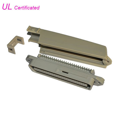 Connecteur de prise de Centronic de soudure de Pin du degré 50 de Tyco 90 avec l'UL diplôméee par couverture en plastique